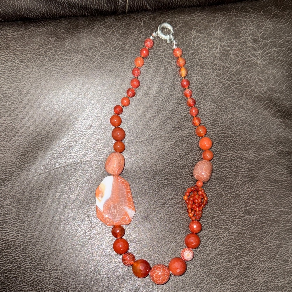 Elegant Beaded Fashion Necklace